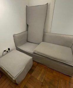 Sofá seccional gris a medida