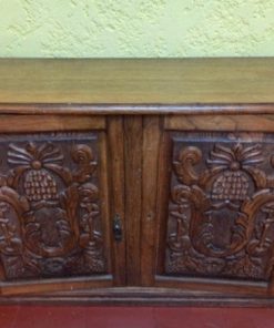 Buffet madera tallada