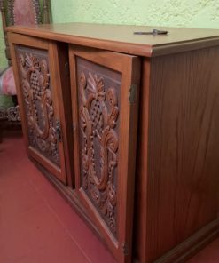 Buffet madera tallada