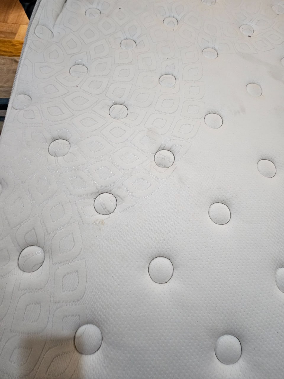 Cama 2 plazas madera colchón Rosen Classique