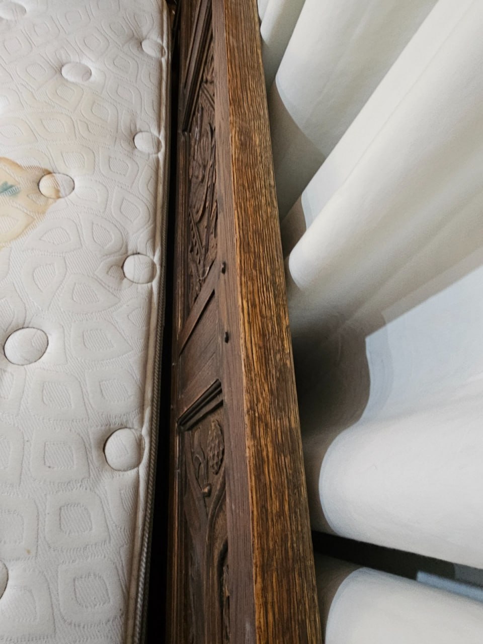 Cama 2 plazas madera colchón Rosen Classique