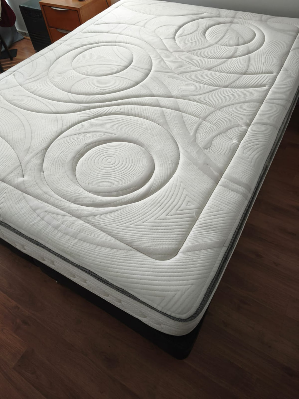 Cama 2 plazas queen Rosen Nabis - Imagen 7