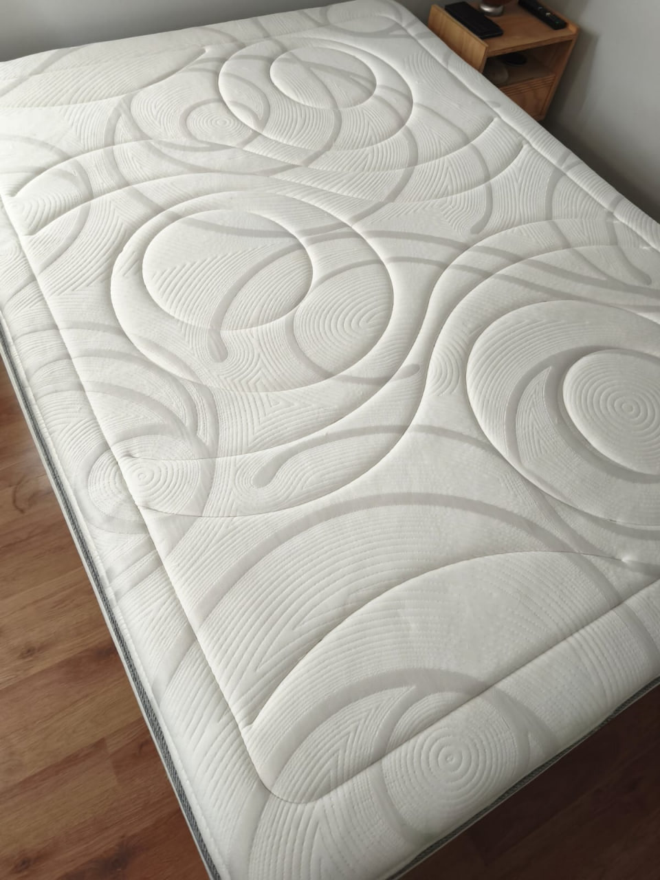 Cama 2 plazas queen Rosen Nabis - Imagen 11