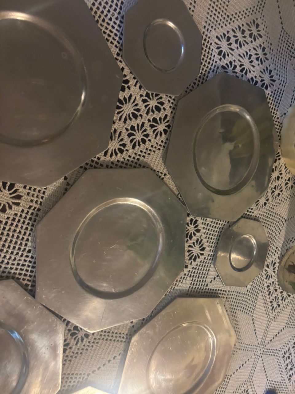 Juego de 10 platos octagonales peltre - Imagen 3