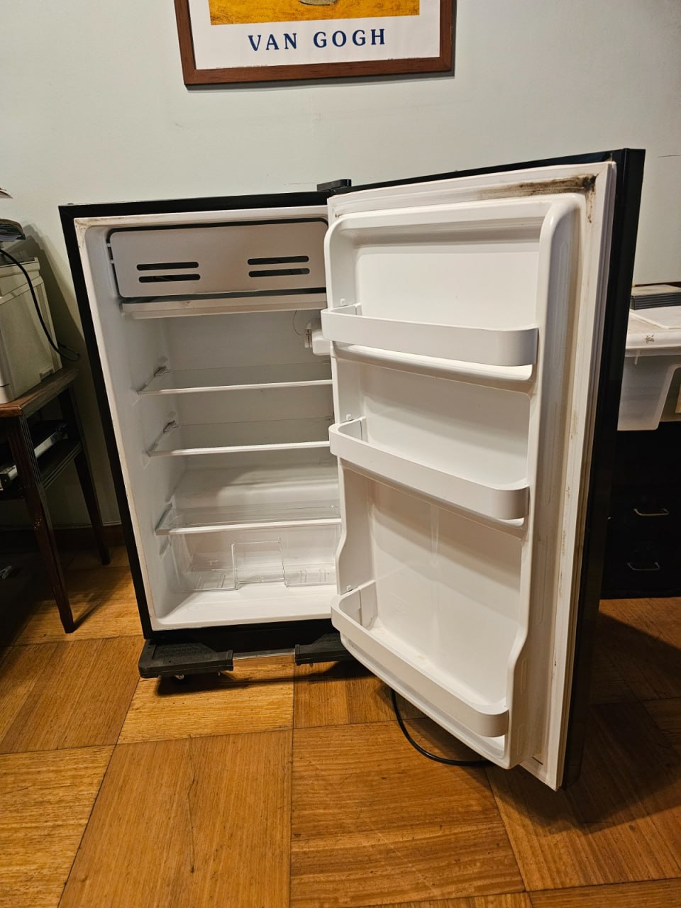 Frigobar Mabe 90 lt Black Glass