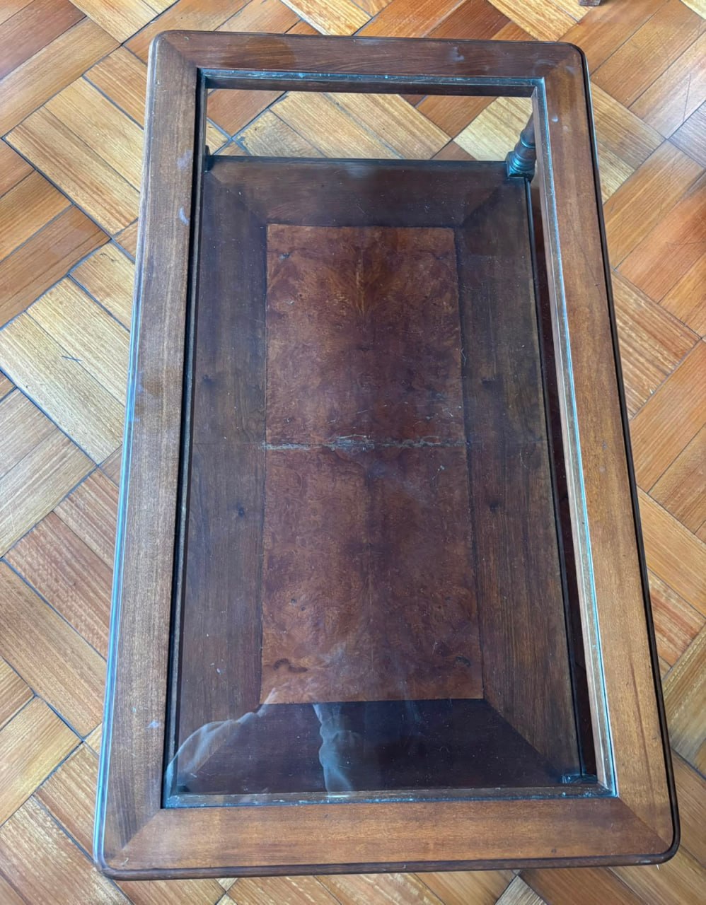 Mesa de centro madera fina vidrio