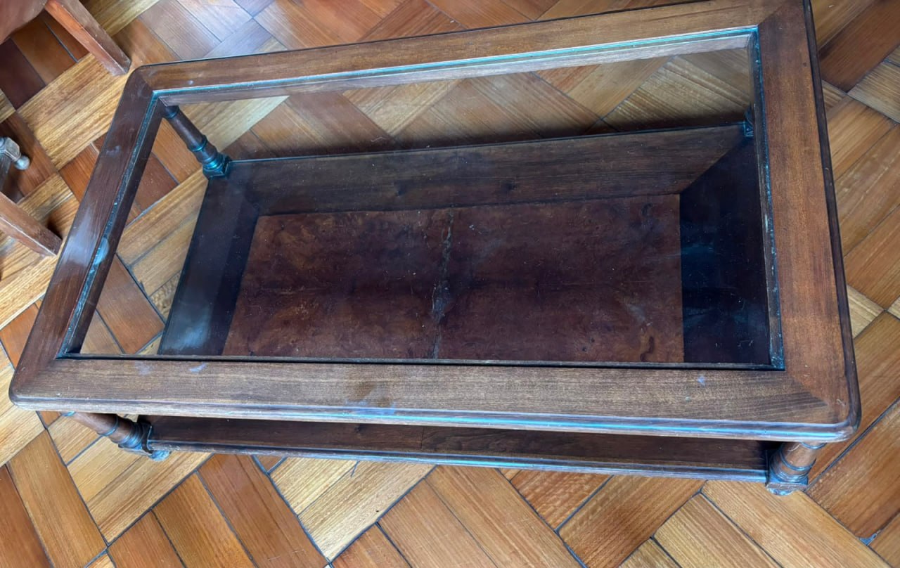 Mesa de centro madera fina vidrio