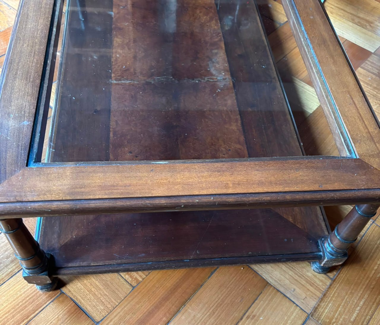 Mesa de centro madera fina vidrio