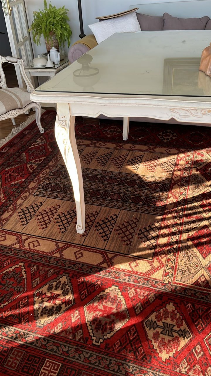 Mesa de comedor estilo provenzal