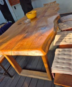 Mesa de comedor madera rústica