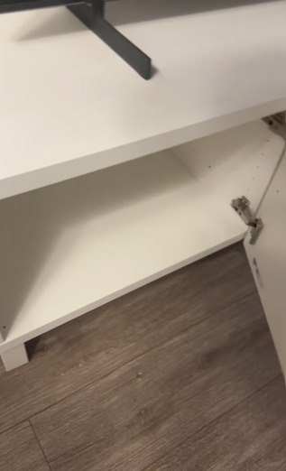 Rack TV blanco 3 puertas