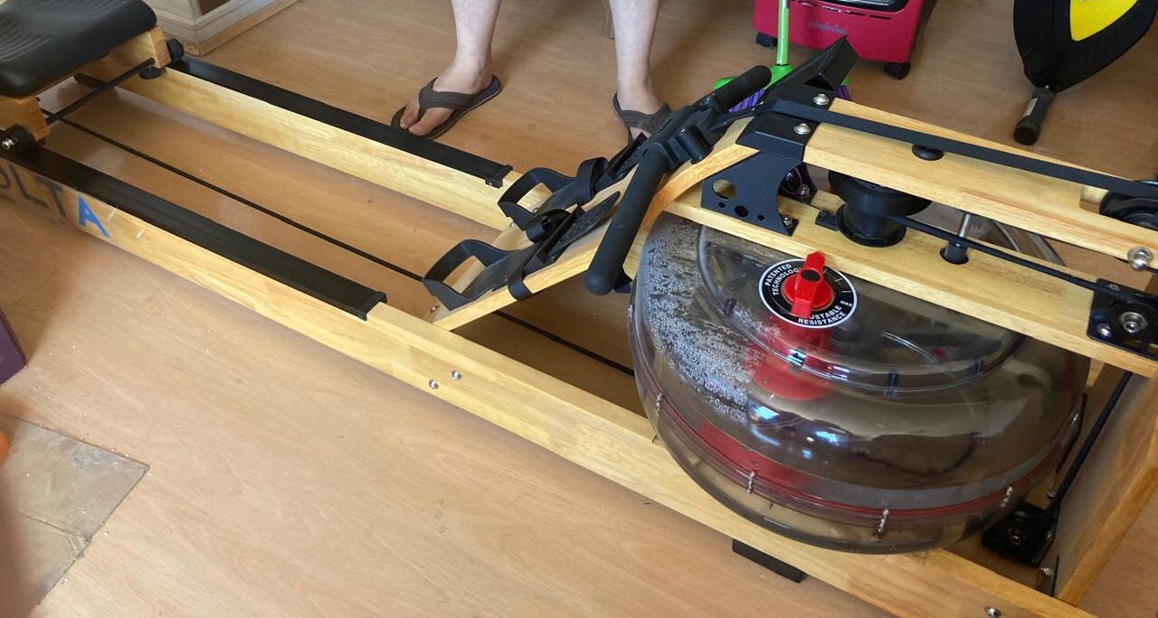 Remadora bogadora de agua Volta